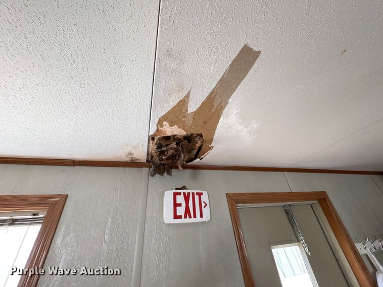 image for item FK1368 Skid mounted living quarters