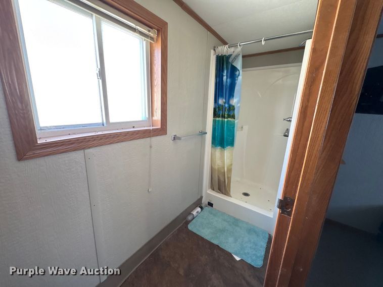 image for item FK1368 Skid mounted living quarters