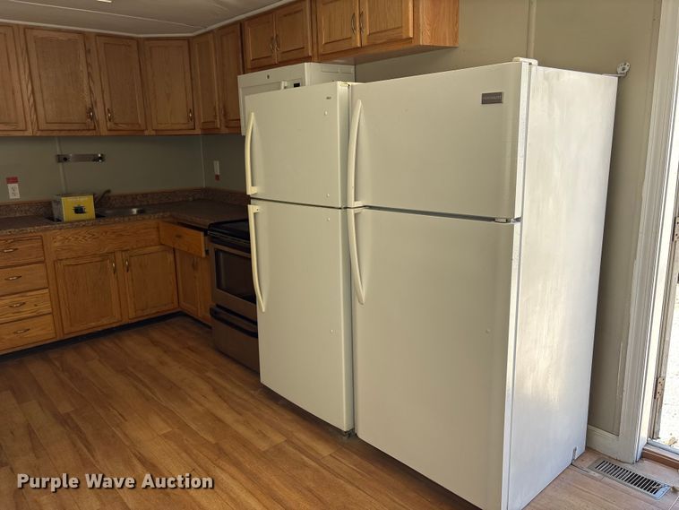 image for item FK1369 Skid mounted office