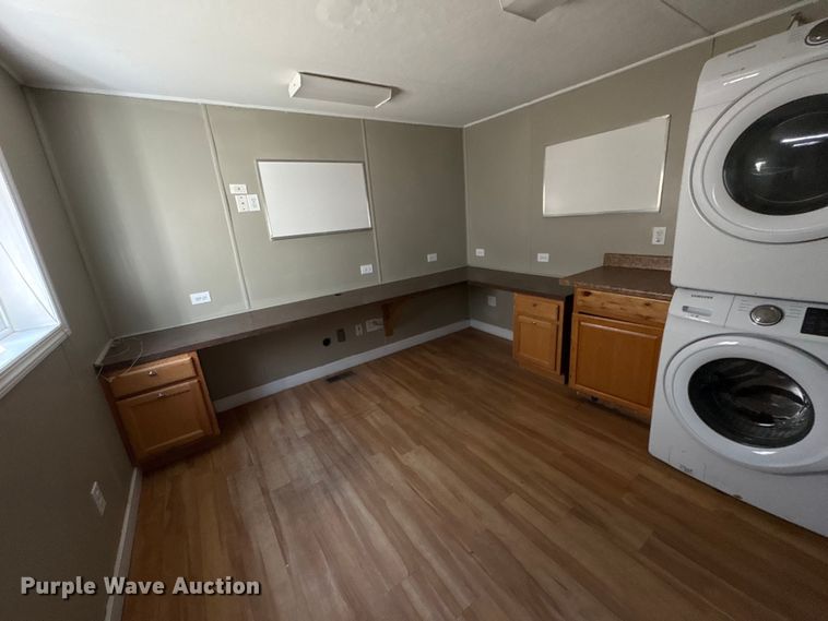 image for item FK1369 Skid mounted office