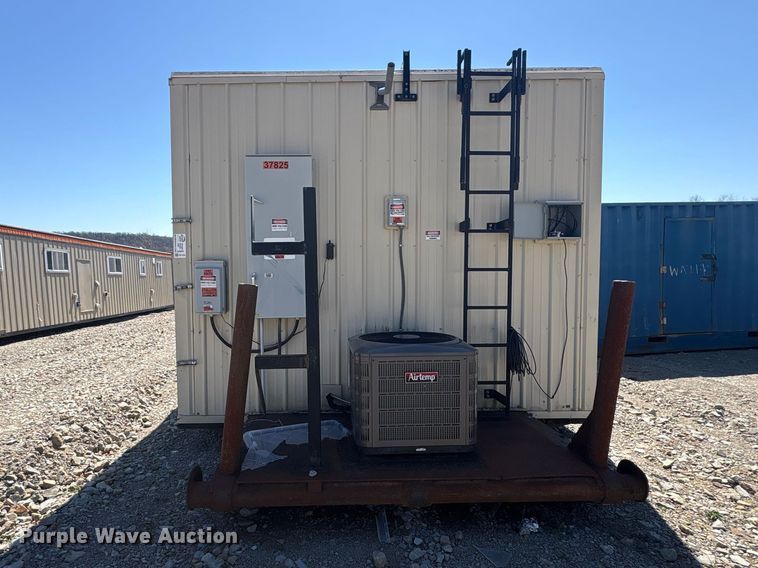 image for item FK1370 Skid mounted living quarters