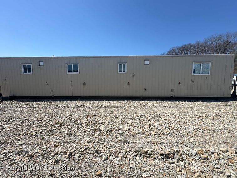 image for item FK1370 Skid mounted living quarters