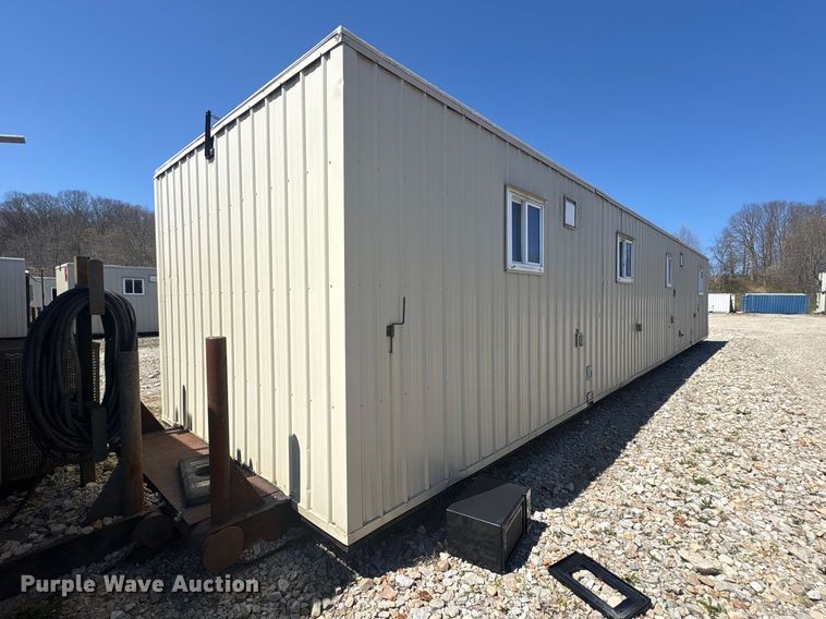 image for item FK1370 Skid mounted living quarters