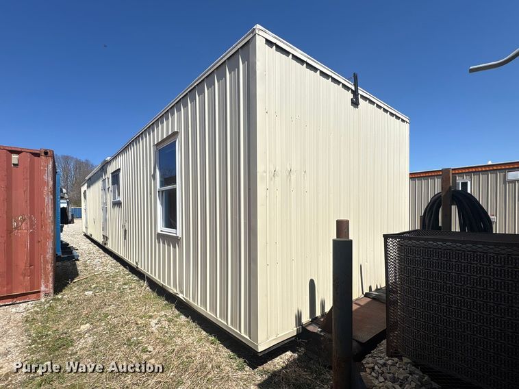 image for item FK1370 Skid mounted living quarters