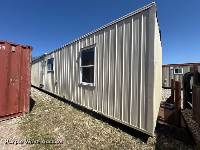 image for item FK1370 Skid mounted living quarters