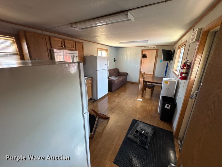 image for item FK1370 Skid mounted living quarters