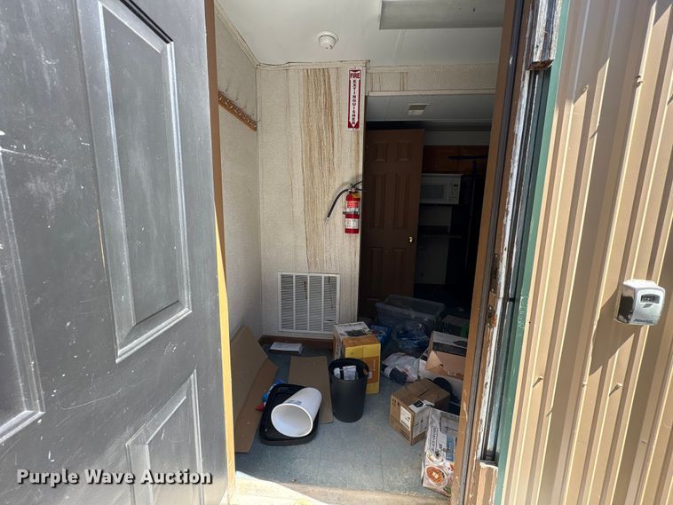 image for item FK1371 Skid mounted office