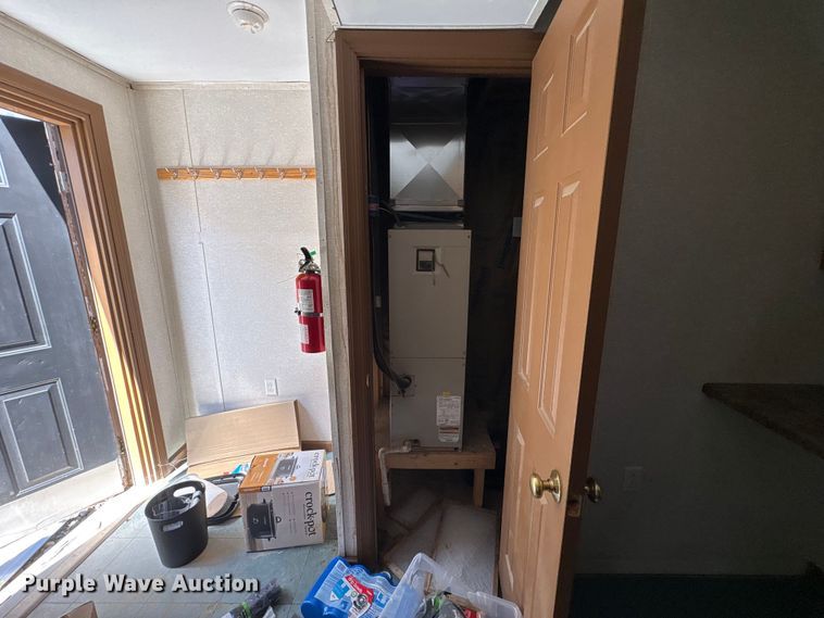 image for item FK1371 Skid mounted office