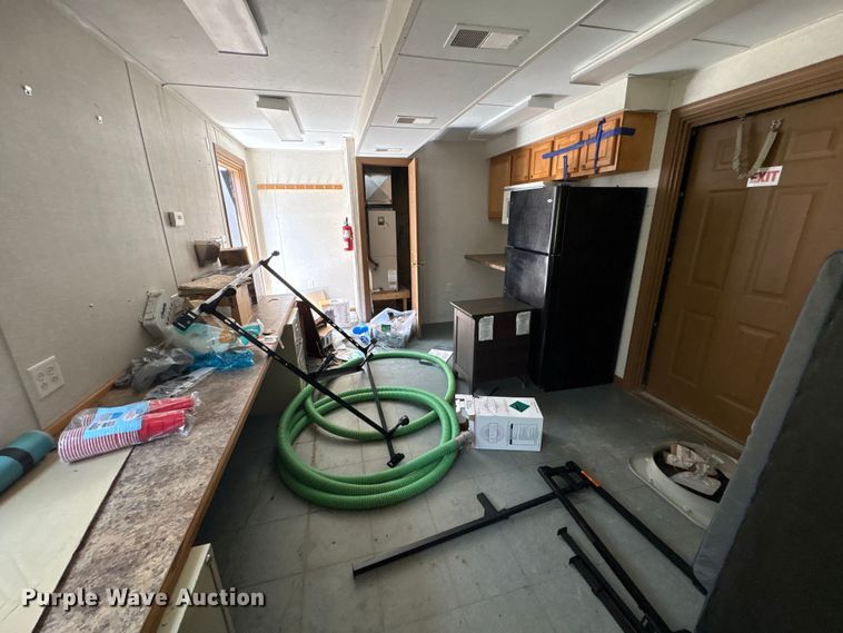 image for item FK1371 Skid mounted office