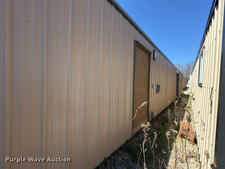 image for item FK1372 Skid mounted living quarters