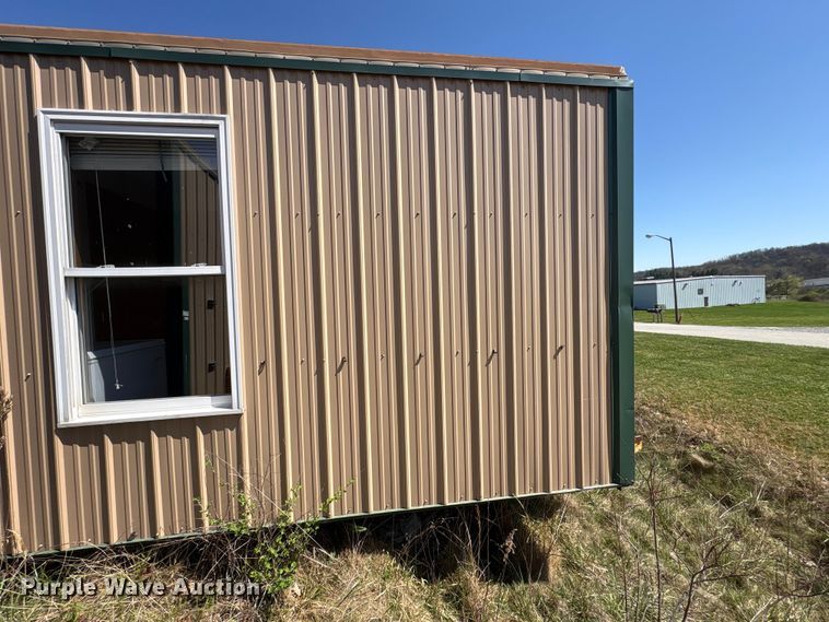 image for item FK1372 Skid mounted living quarters