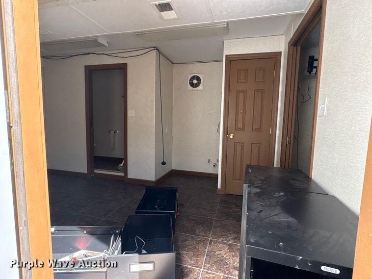 image for item FK1373 Skid mounted living quarters