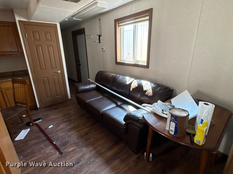 image for item FK1373 Skid mounted living quarters