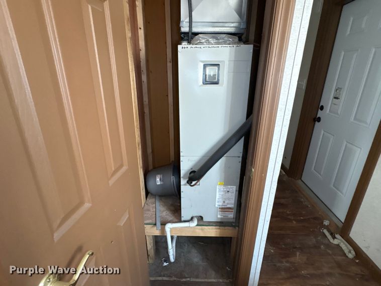 image for item FK1373 Skid mounted living quarters