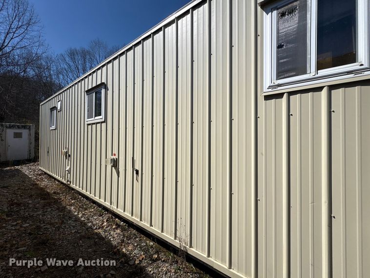 image for item FK1374 Skid mounted living quarters