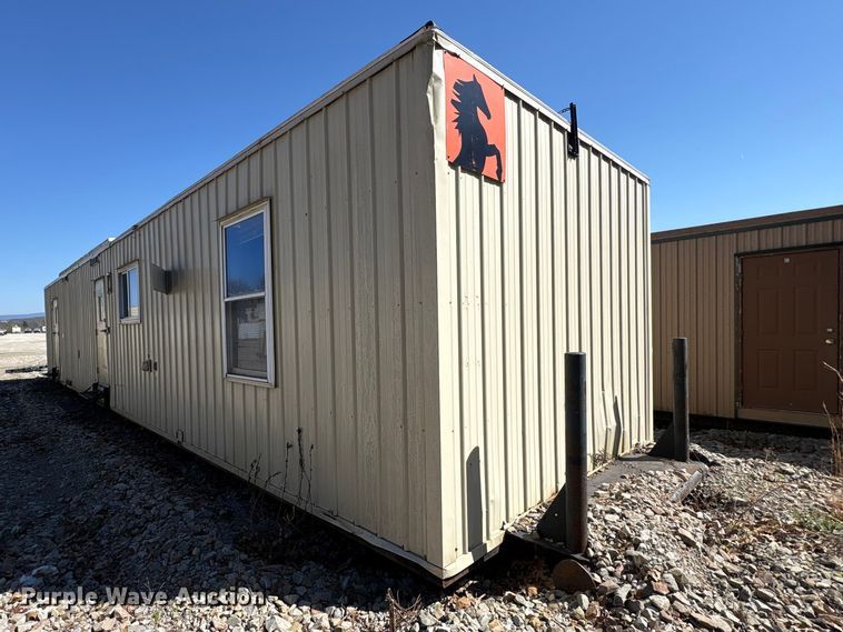 image for item FK1374 Skid mounted living quarters