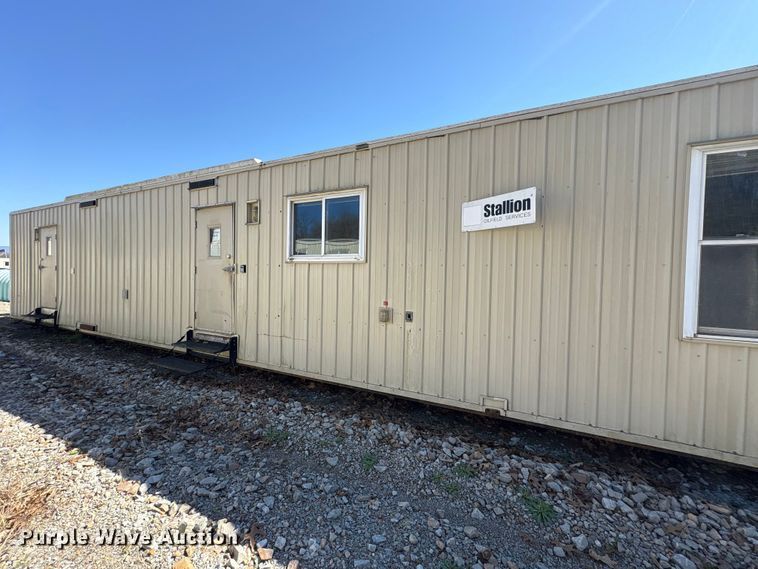 image for item FK1374 Skid mounted living quarters