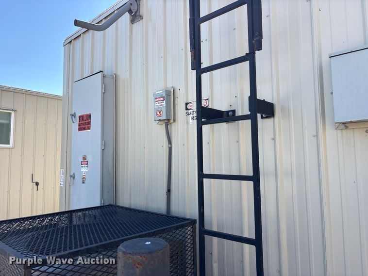 image for item FK1374 Skid mounted living quarters