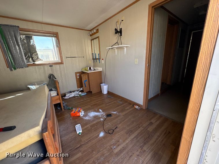 image for item FK1374 Skid mounted living quarters