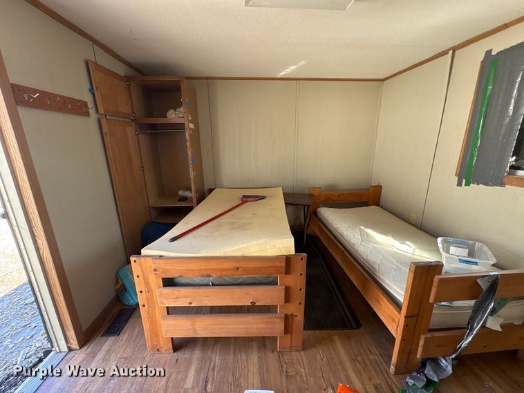 image for item FK1374 Skid mounted living quarters