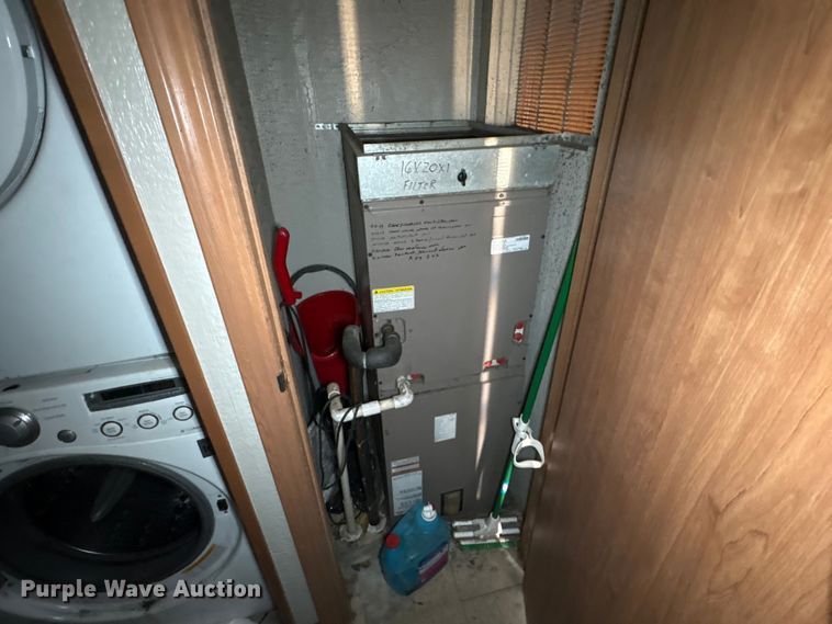 image for item FK1374 Skid mounted living quarters
