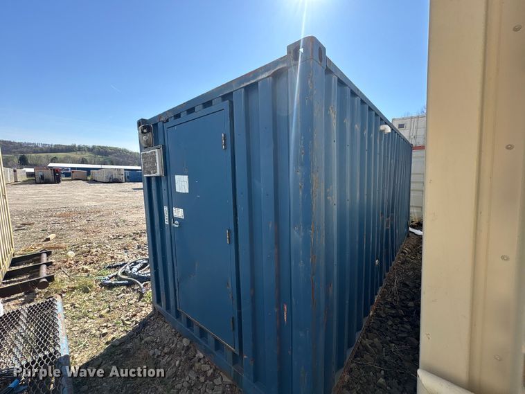 image for item FK1381 Mobile restroom