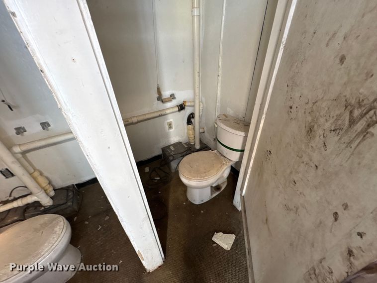 image for item FK1381 Mobile restroom