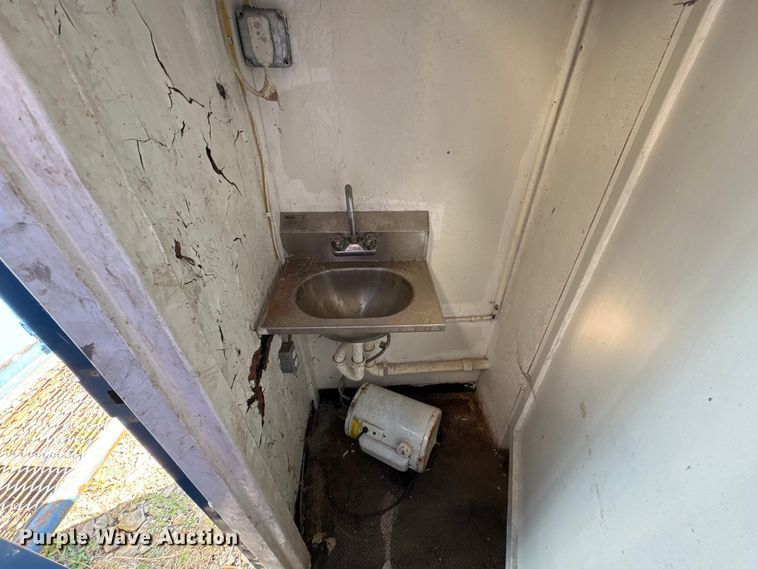 image for item FK1381 Mobile restroom