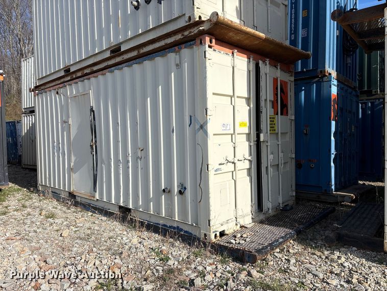 image for item FK1382 Water tank container