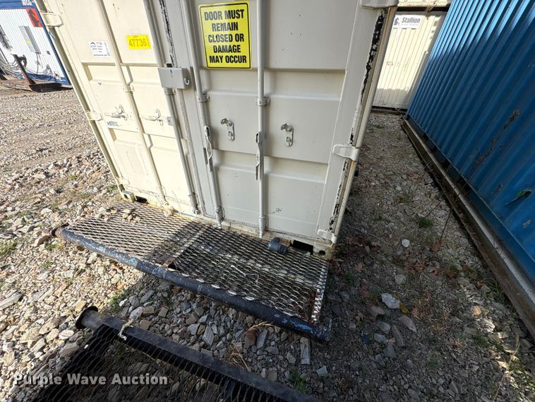 image for item FK1382 Water tank container