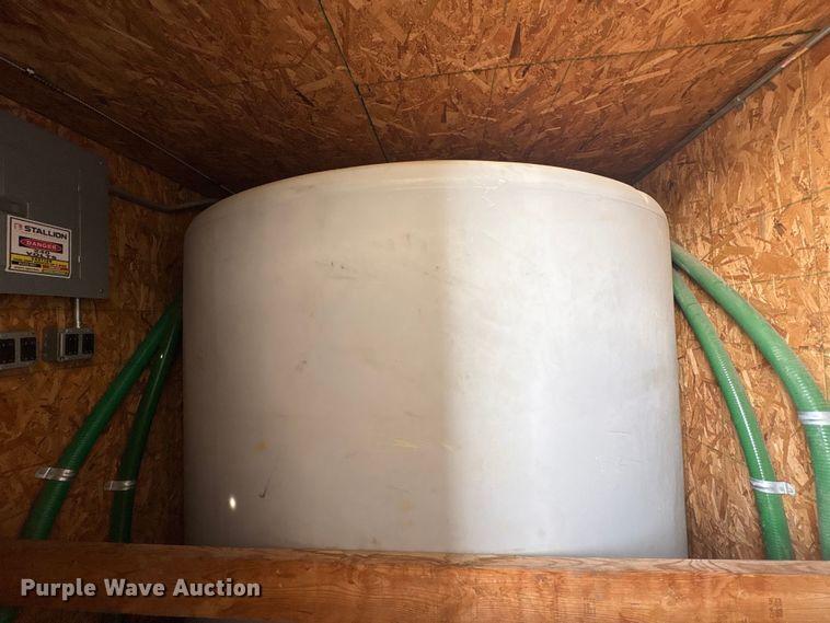 image for item FK1382 Water tank container