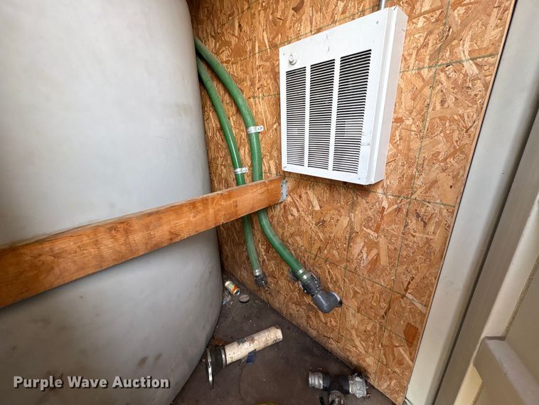 image for item FK1382 Water tank container