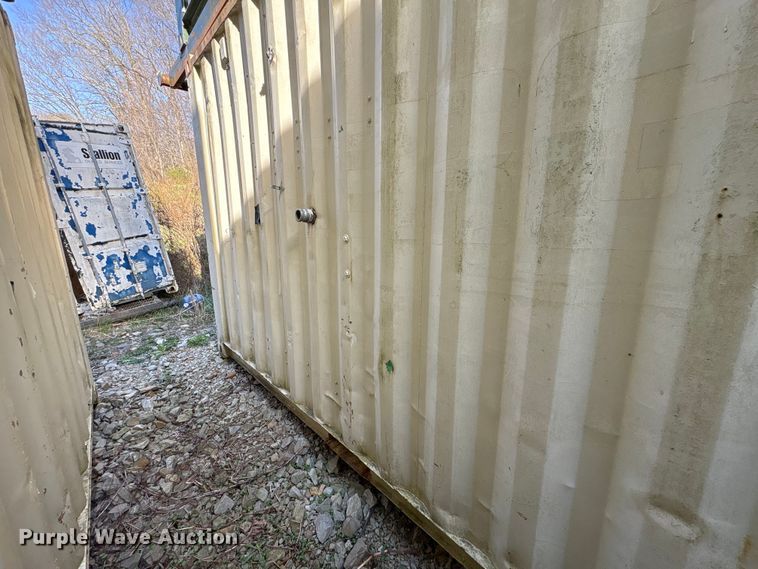 image for item FK1383 Water tank container