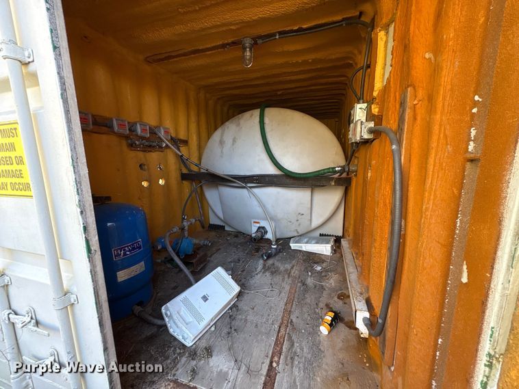 image for item FK1383 Water tank container