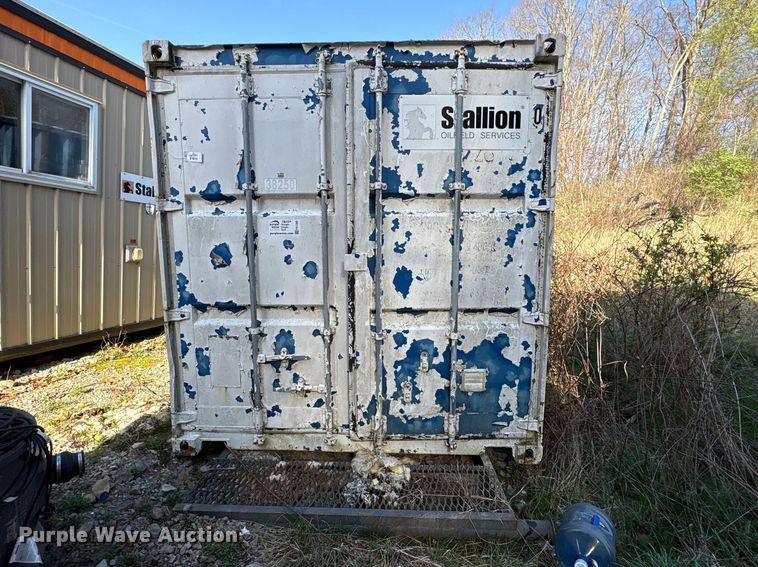 image for item FK1385 Mobile restroom