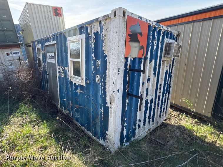 image for item FK1385 Mobile restroom