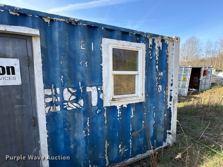 image for item FK1385 Mobile restroom