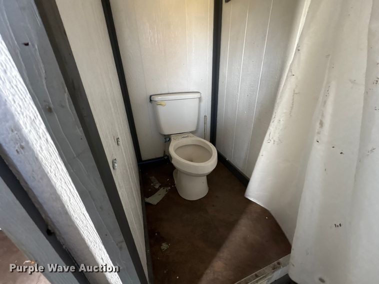 image for item FK1385 Mobile restroom