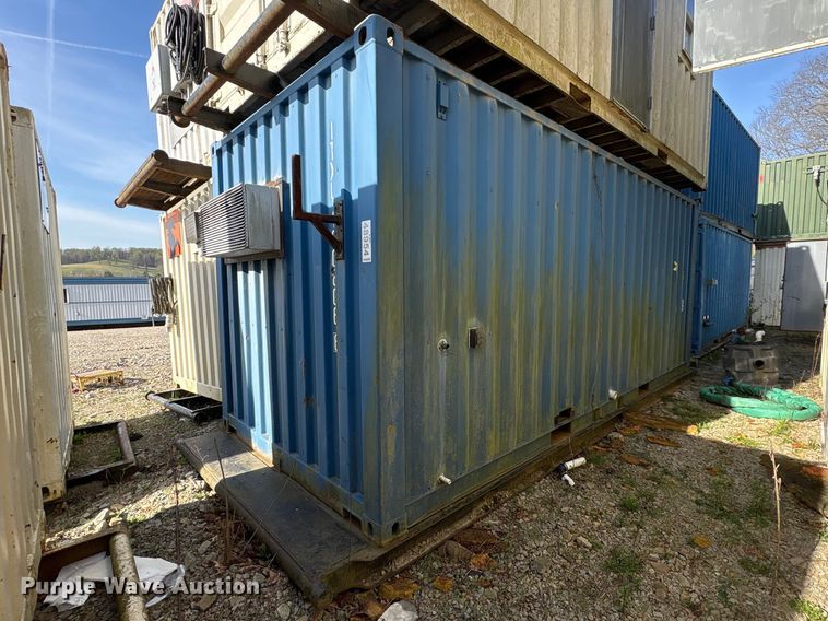 image for item FK1386 Mobile restroom