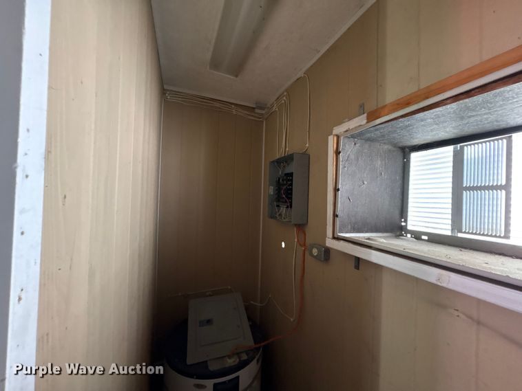 image for item FK1386 Mobile restroom