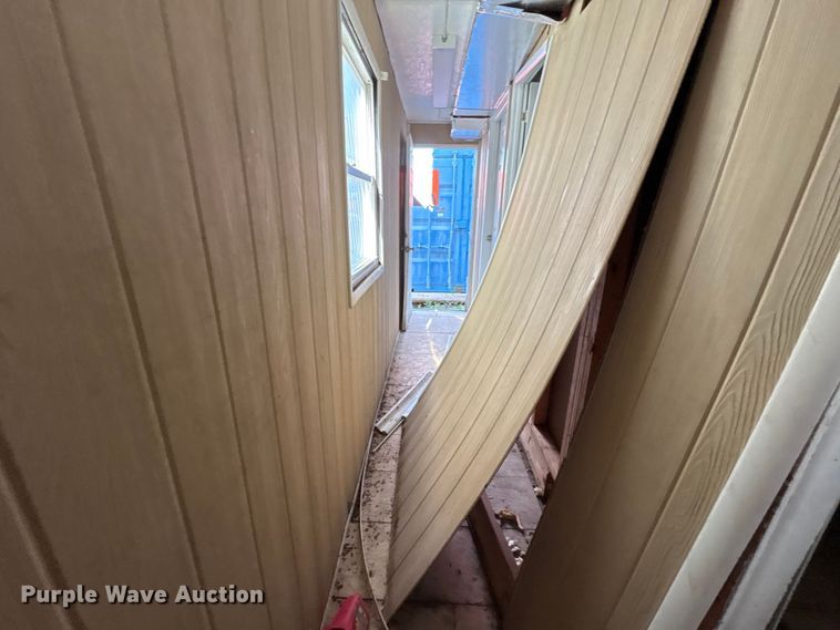 image for item FK1386 Mobile restroom