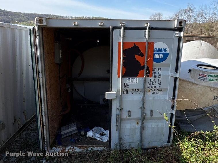 image for item FK1387 Water tank container