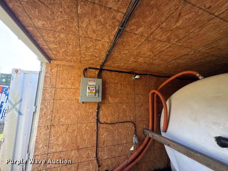 image for item FK1387 Water tank container