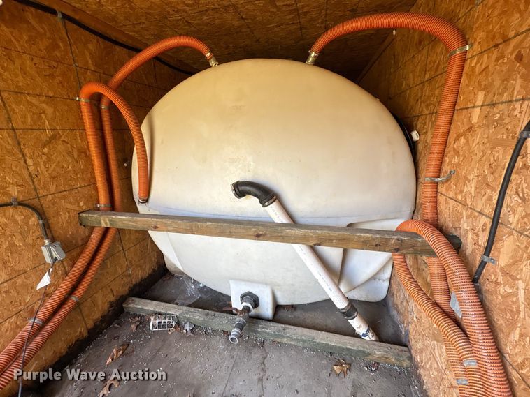 image for item FK1387 Water tank container