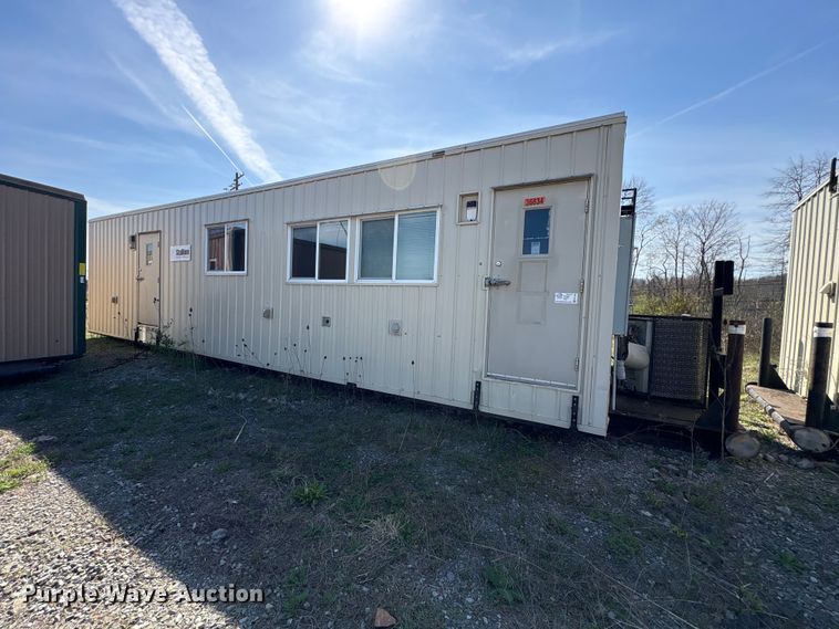 image for item FK1390 Skid mounted living quarters