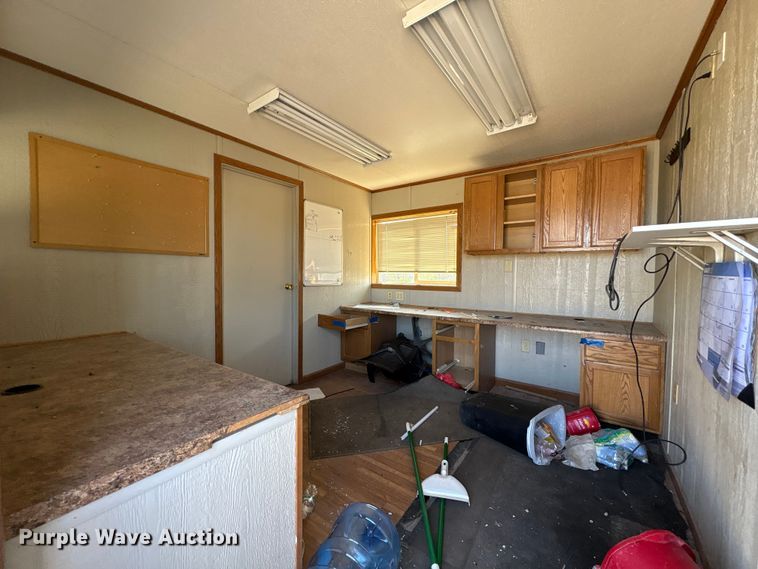 image for item FK1390 Skid mounted living quarters