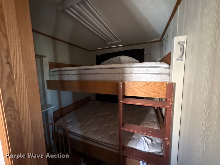 image for item FK1390 Skid mounted living quarters