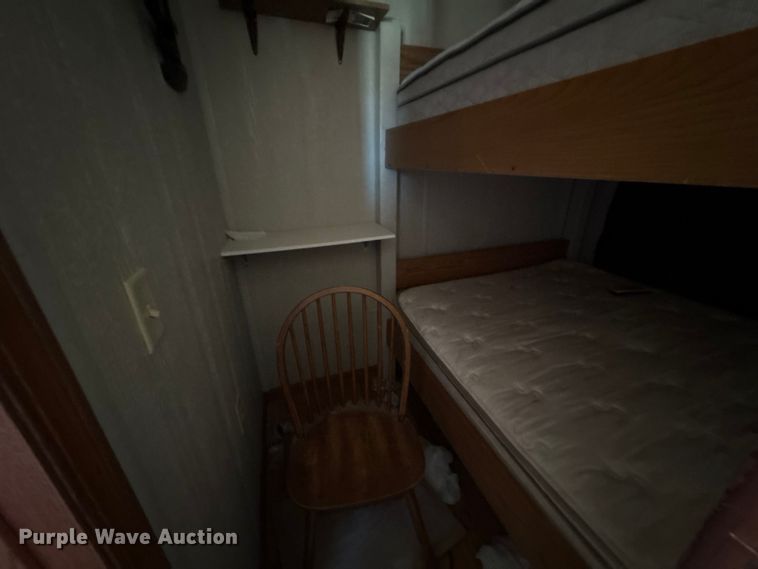 image for item FK1390 Skid mounted living quarters