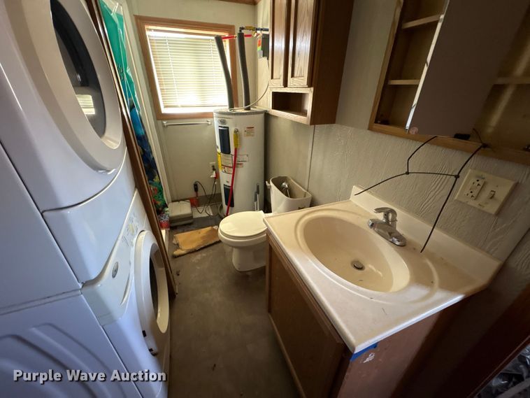 image for item FK1390 Skid mounted living quarters