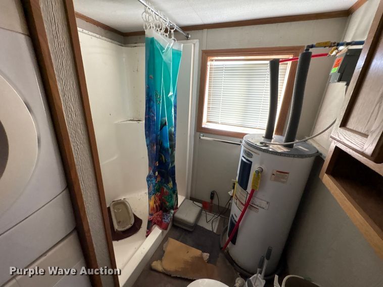 image for item FK1390 Skid mounted living quarters